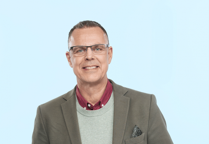 Porträttbild av Peter Edholm